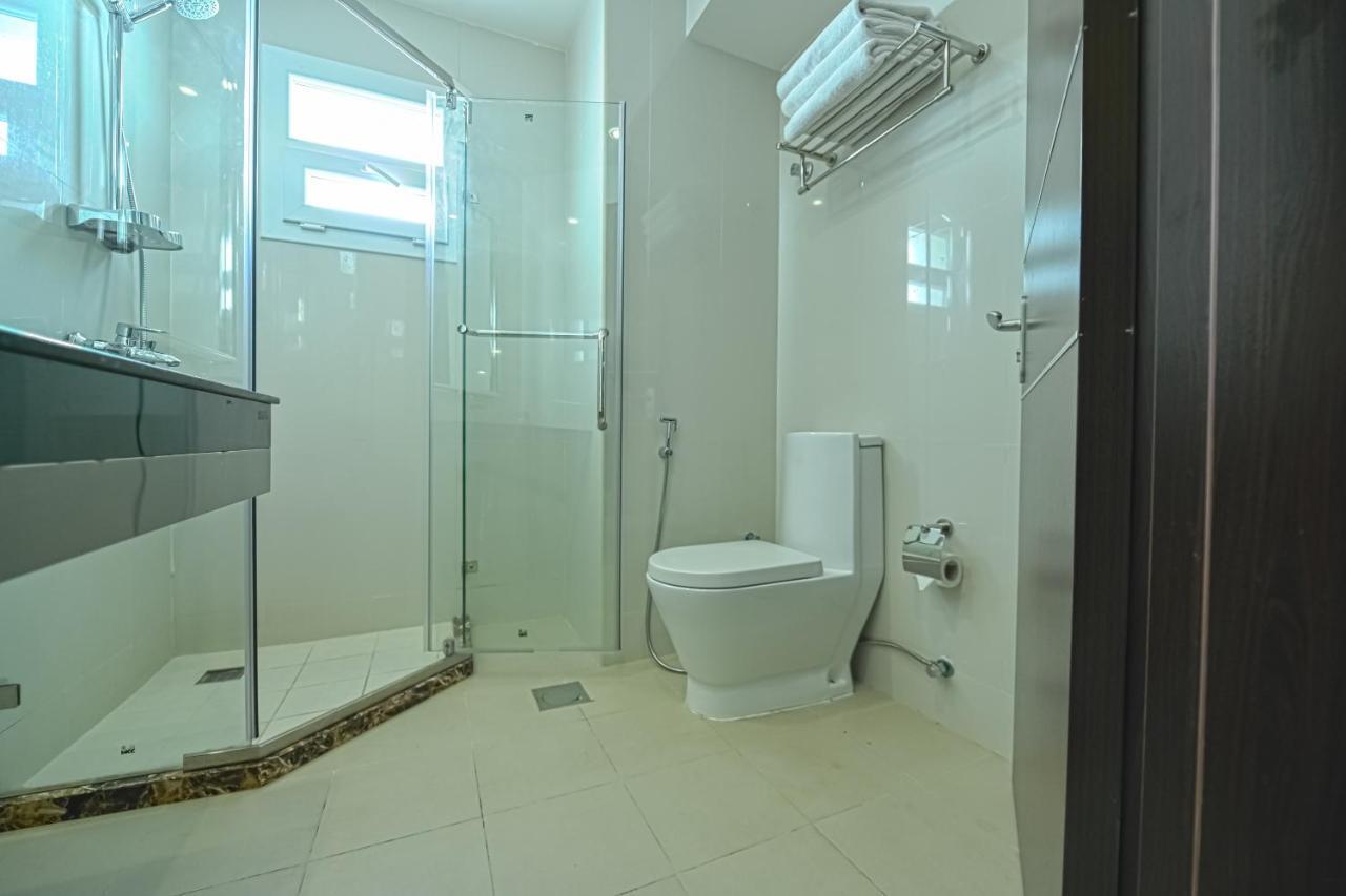 Golden Crown Hotel Alseeb Muscat Ngoại thất bức ảnh